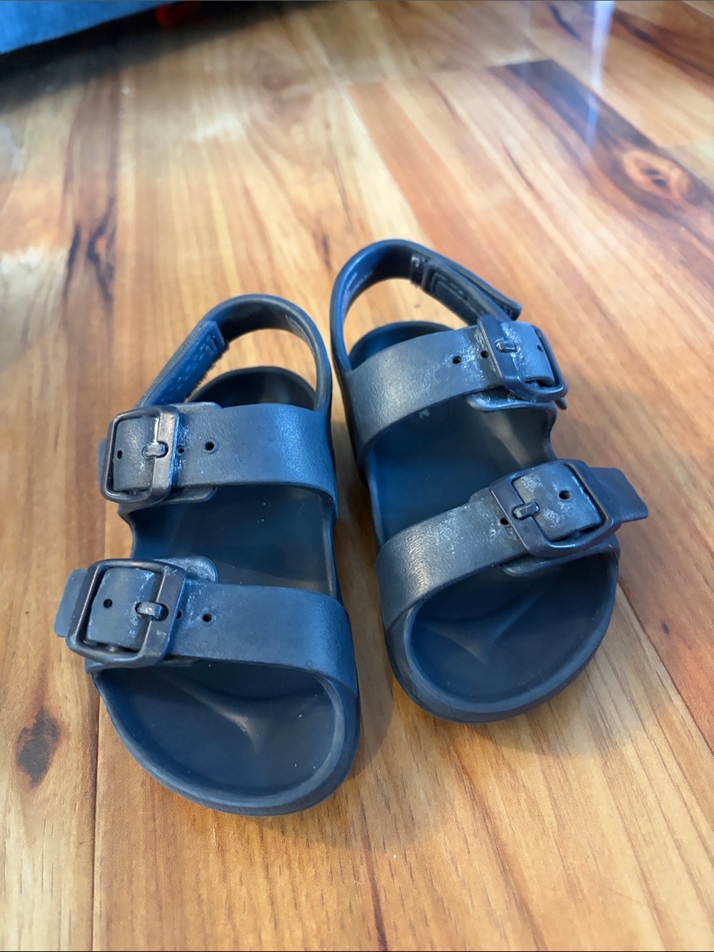 Cat & Jack Blue Velcro Sandals (Size 6 toddler)